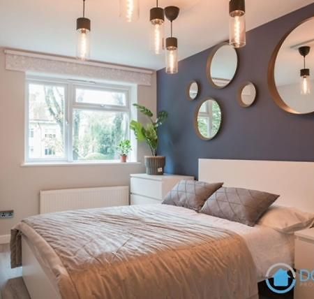 Finchley Contemporary 2 Bed Apartment + Parking Hendon Buitenkant foto