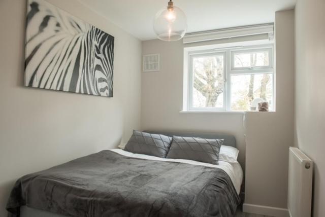 Finchley Contemporary 2 Bed Apartment + Parking Hendon Buitenkant foto